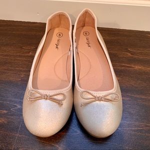 HP 🎉🎉 Girls Gold Ballet Flats- like NEW!!